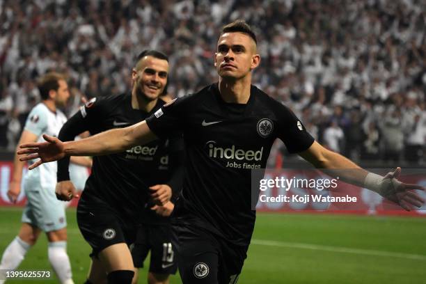 Rafael Santos Borre of Eintracht Frankfurt celebrates after scoring their sides first goal during the UEFA Europa League Semi Final Leg Two match...