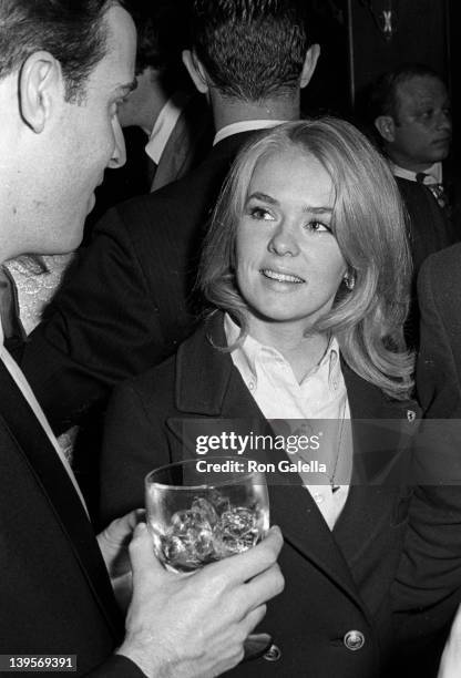 Actress Joey Heatherton attends the grand opening of The Tarkington Club on May 13, 1968 in New York City.