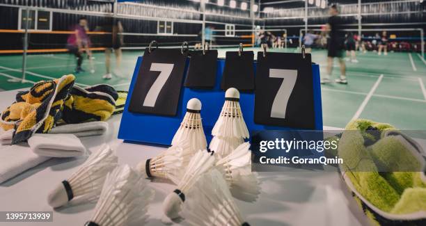 《badminton spirit》tie / badminton scoreboard - badminton world championship stock pictures, royalty-free photos & images