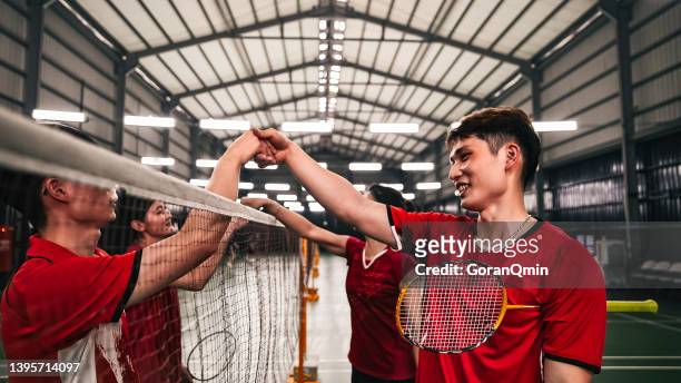 《badminton spirit》thanks for the match! - badminton sport stockfoto's en -beelden