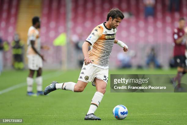 Pietro Ceccaroni of Venezia FC during the Serie A match between US Salernitana and Venezia FC at Stadio Arechi on May 05, 2022 in Salerno, Italy.