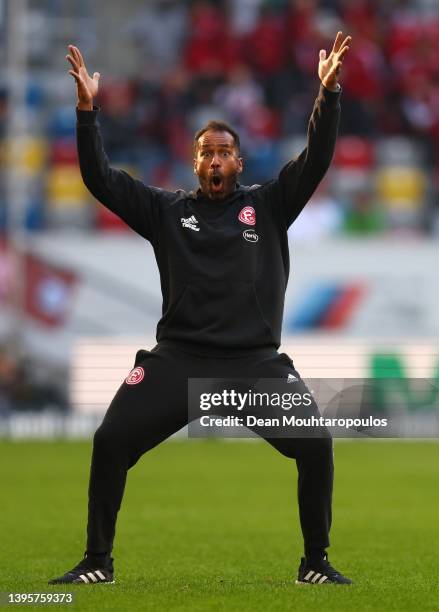 Daniel Thioune head coach of Fortuna Duesseldorf celebrates the first goal during the Second Bundesliga match between Fortuna Düsseldorf and SV...