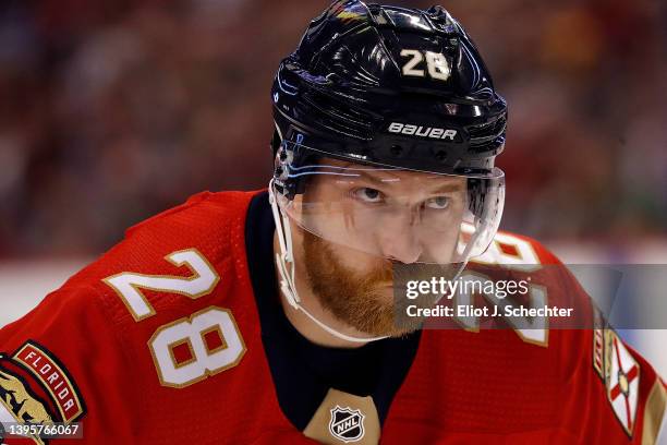 484 Claude Giroux Headshot Stock Photos, High-Res Pictures, and Images -  Getty Images