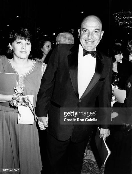 Actor Telly Savalas and wife Julie Hovland attend 13th Annual American Film Institute Lifetime Achievement Awards Honoring Gene Kelly on March 7,...