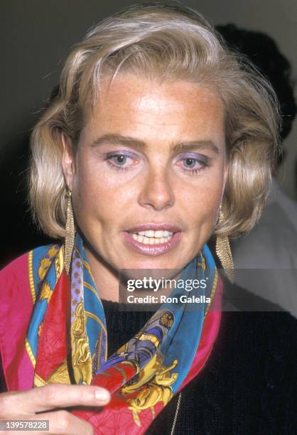 Actress Margaux Hemingway attends Joan Collins' "Prime Time" Book Party on October 3, 1988 at Mortimer's Restaurant in New York City.