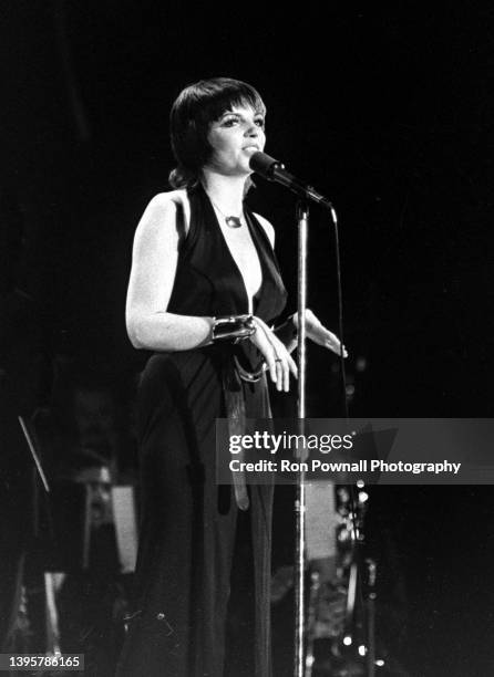 Liza Minnelli performing at the Boston Music Hall, Boston, MA on October 7, 1973