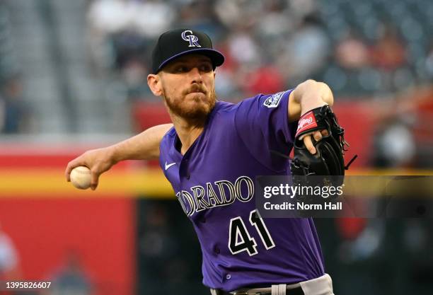 Chad Kuhl of the Colorado Rockies delivers a first inning pitch against the Arizona Diamondbacks at Chase Field on May 06, 2022 in Phoenix, Arizona.