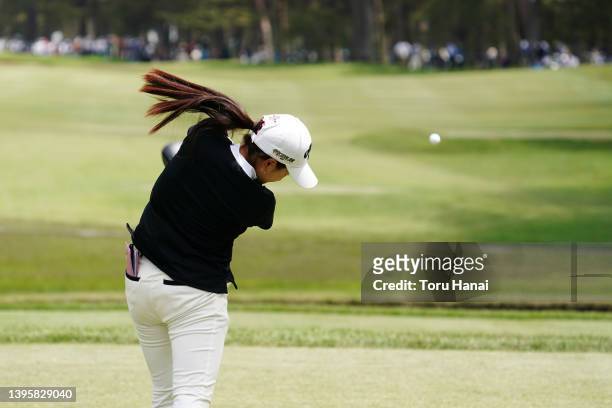 Hana Lee of South Korea hits her tee shot on the 7th hole during the third round of World Ladies Championship Salonpas Cup at Ibaraki Golf Club on...