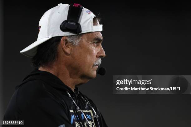 Head coach Jeff Fisher of Michigan Panthers looks on in the second quarter of the game against the Philadelphia Stars on May 06, 2022 in Birmingham,...