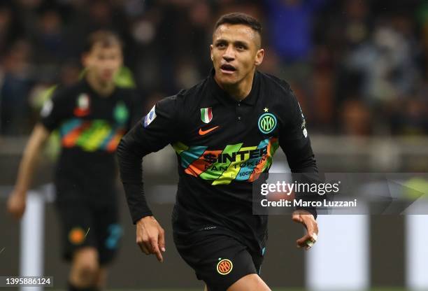 Alexis Sanchez of FC Internazionale celebrates after scoring their team's fourth goal during the Serie A match between FC Internazionale and Empoli...