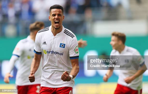 Robert Glatzel of Hamburger SV celebrates after scoring their team's second goal during the Second Bundesliga match between Hamburger SV and Hannover...