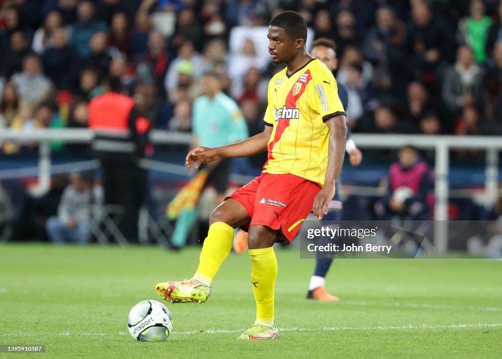 Paris Saint-Germain v RC Lens - Ligue 1