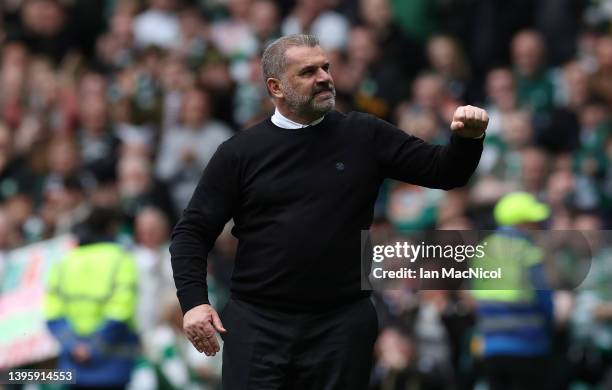 Celtic manager Ange Postecoglou celebrates their team's victory at full-time after the Cinch Scottish Premiership match between Celtic and Heart of...