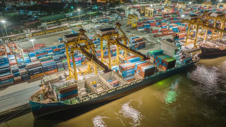 https://media.gettyimages.com/id/1395918062/video/aerial-view-time-lapse-of-freight-transportation-and-logistics-in-the-city.jpg?b=1&s=640x640&k=20&c=nsb1BDYk89UzB6XntQ6zMWSXp3sj87Wr_zIeWmcT8Q0=