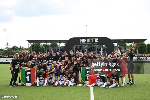 Juventus players celebrate after their sides victory and finishing the season as Serie A champions during the Women's Serie A match between Juventus...