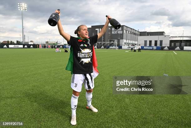Valentina Cernoia of Juventus celebrates after their side won the Women's Serie A title during the Women's Serie A match between Juventus and US...