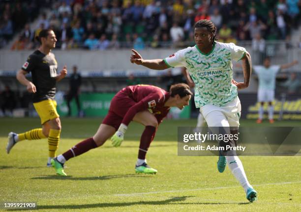 Jessic Ngankam of SpVgg Greuther Fuerth celebrates after scoring their team's first goal during the Bundesliga match between SpVgg Greuther Fürth and...