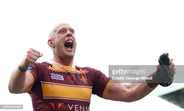 Chris Hill of Huddersfield Giants celebrates after victory in the Betfred Challenge Cup Semi Final match between Huddersfield Giants and Hull...