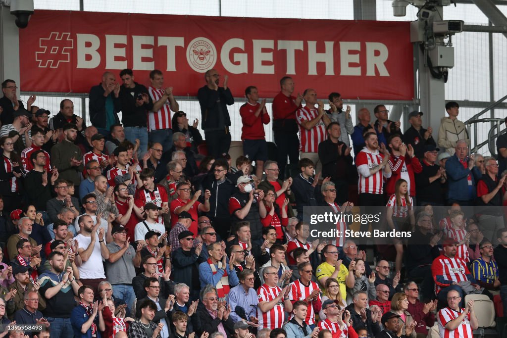 Brentford v Southampton - Premier League
