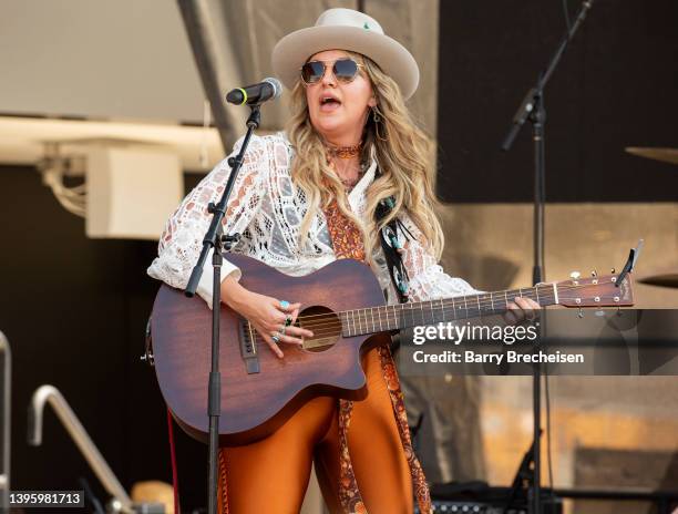 Lainey Wilson performs at the Daytime Stage during the iHeartCountry Festival at the Moody Center on May 7, 2022 in Austin, Texas.