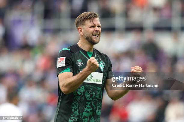 Niclas Fuellkrug of Werder Bremen celebrates after scoring their team's second goal during the Second Bundesliga match between FC Erzgebirge Aue and...