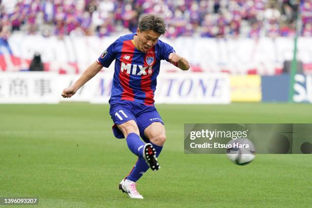 Kensuke Nagai of FC Tokyo in action during the J.LEAGUE Meiji Yasuda J1 12th Sec. Match between F.C.Tokyo and Sagan Tosu at Ajinomoto Stadium on May...