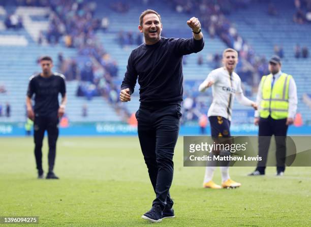 Frank Lampard, Manager of Everton celebrates after their sides victory during the Premier League match between Leicester City and Everton at The King...