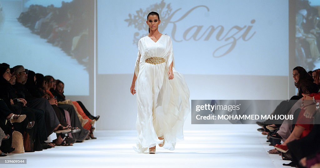A model displays a creation by Kanzi des