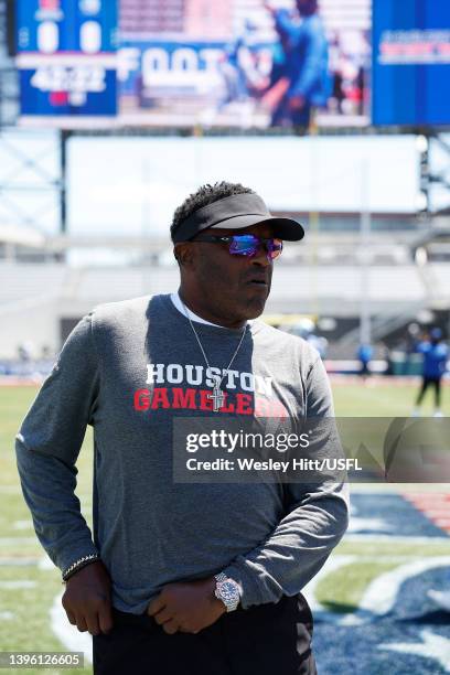 Head coach Kevin Sumlin of Houston Gamblers looks on during warm ups before the game against the New Orleans Breakers on May 08, 2022 in Birmingham,...