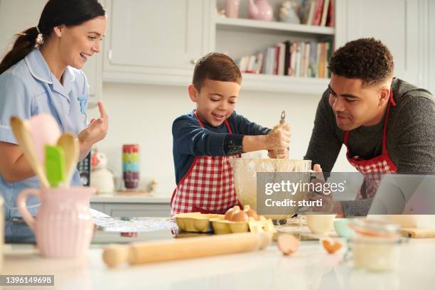 Computer Cakes Photos and Premium High Res Pictures - Getty Images
