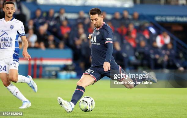 Lionel Messi of Paris Saint-Germain in action during the Ligue 1 Uber Eats match between Paris Saint Germain and ESTAC Troyes at Parc des Princes on...