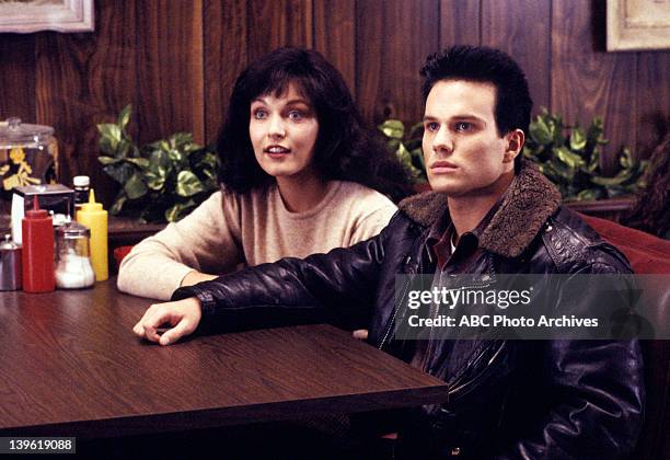 Show Coverage - Shoot Date: August 9, 1990. SHERYL LEE;JAMES MARSHALL