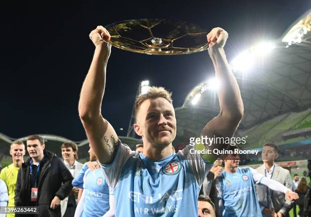 Scott Jamieson of Melbourne City poses with the Premiers Plate during the A-League Men's match between Melbourne City and Wellington Phoenix at AAMI...