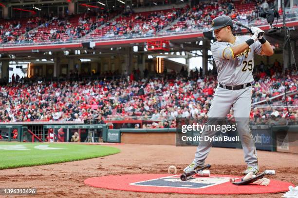 Yoshi Tsutsugo of the Pittsburgh Pirates waits in the on deck circle in the third inning against the Cincinnati Reds during game two of a...