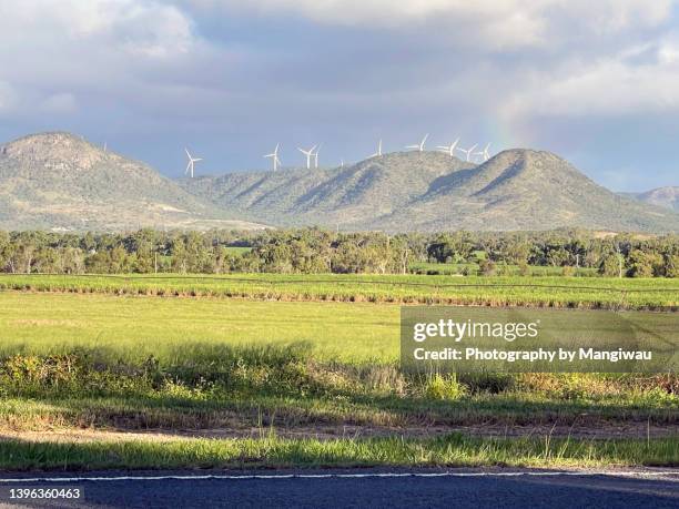 mountain wind farm - greenhouse gas farm stock pictures, royalty-free photos & images