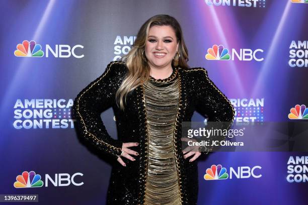 Kelly Clarkson attends NBC's "American Song Contest" grand final live premiere and red carpet at Universal Studios Hollywood on May 09, 2022 in...