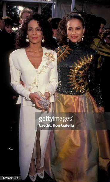 Actresses Debbie Allen and Jasmine Guy attending 63rd Annual Academy Awards on March 25, 1991 at the Shrine Auditorium in Los Angeles, California.