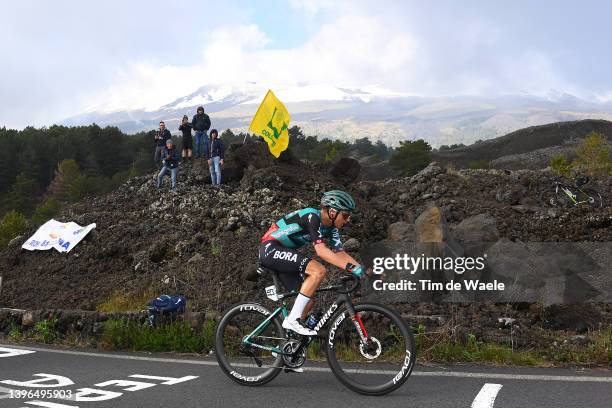 Lennard Kämna of Germany and Team Bora - Hansgrohe attacks to win the 105th Giro d'Italia 2022, Stage 4 a 172km stage from Avola to Etna - Piazzale...