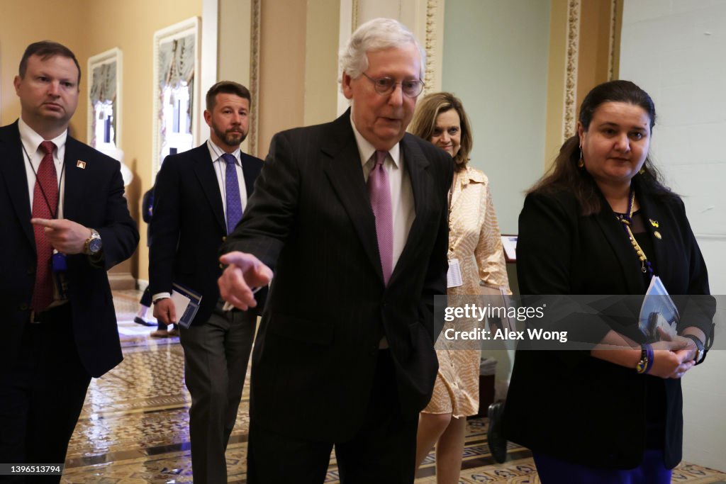 Senators Meet For Policy Lunches On Capitol Hill