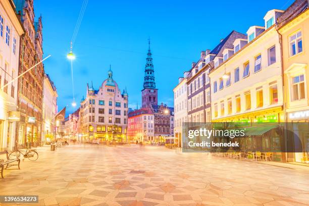 downtown copenhagen denmark pub - pedestrian zone bildbanksfoton och bilder