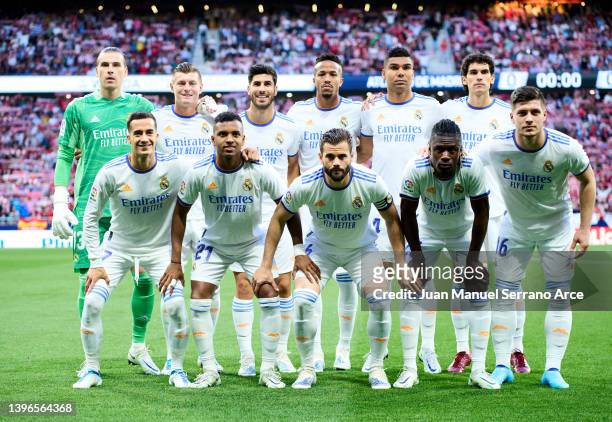 Real Madrid line up for a team photo prior to the La Liga Santander match between Club Atletico de Madrid and Real Madrid CF at Estadio Wanda...