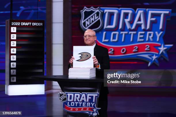 National Hockey League Deputy Commissioner Bill Daly announces the Anaheim Ducks overall draft position during the 2022 NHL Draft Lottery on May 10,...