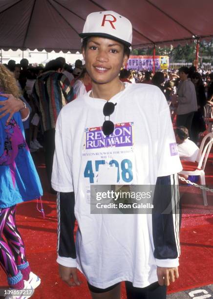 Model Veronica Webb attends the First Annual Revlon/Run Walk to Benefit Women's Cancer Research on May 7, 1994 at 20th Century Fox Studios in Century...
