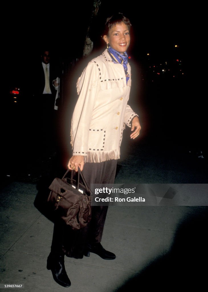 Fall 1994 Fashion Week: Donna Karan Fashion Show