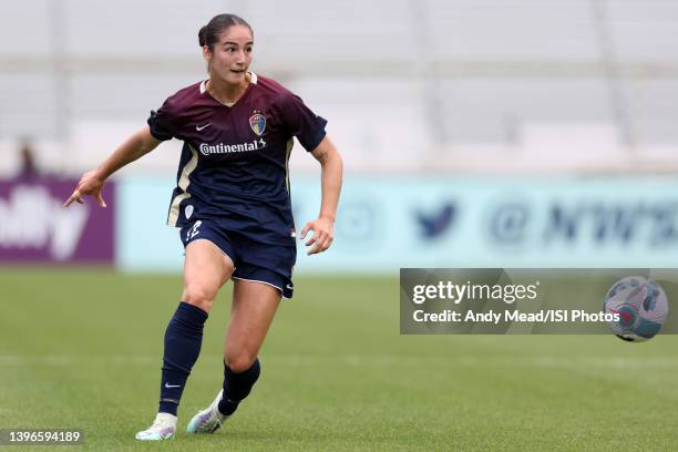 Diana Ordonez of the North Carolina Courage plays the ball during the NWSL Challenge Cup Final between Washington Spirit and North Carolina Courage...