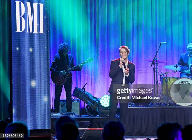 Anderson East performs onstage during the 70th Annual BMI Pop Awards at Beverly Wilshire, A Four Seasons Hotel on May 10, 2022 in Beverly Hills,...