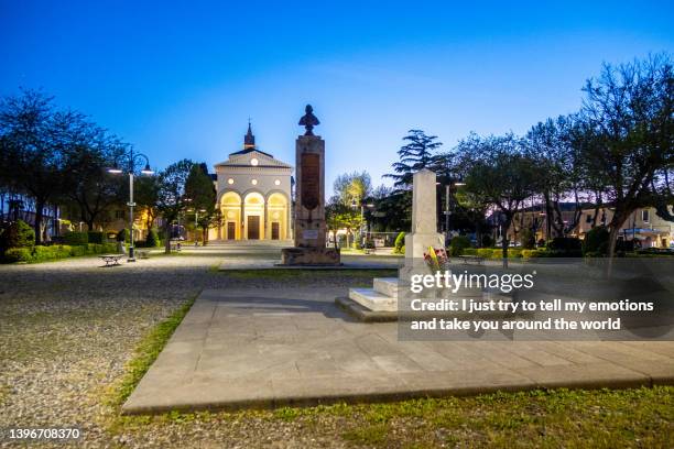 vada by night - livorno, tuscany, italy - livorno stock pictures, royalty-free photos & images