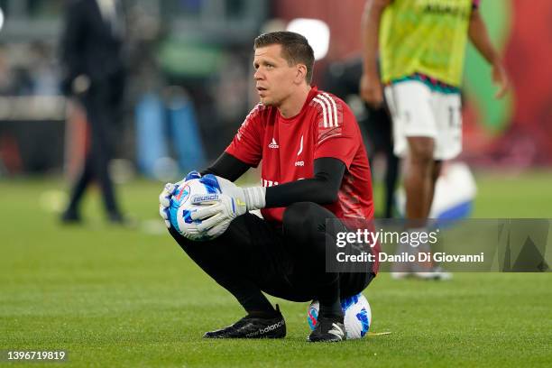 Wojciech Szczesny of Juventus FC during warm up before the Coppa Italia Final match between Juventus and FC Internazionale at Stadio Olimpico on May...