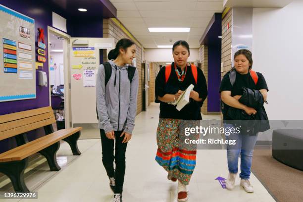 high school students in a school building - study hall stock pictures, royalty-free photos & images