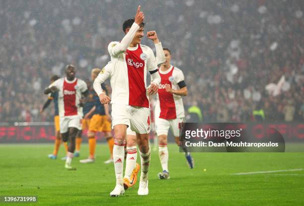 Edson Alvarez of Ajax celebrates after scoring their side's fifth goal during the Dutch Eredivisie match between Ajax and sc Heerenveen at Johan...